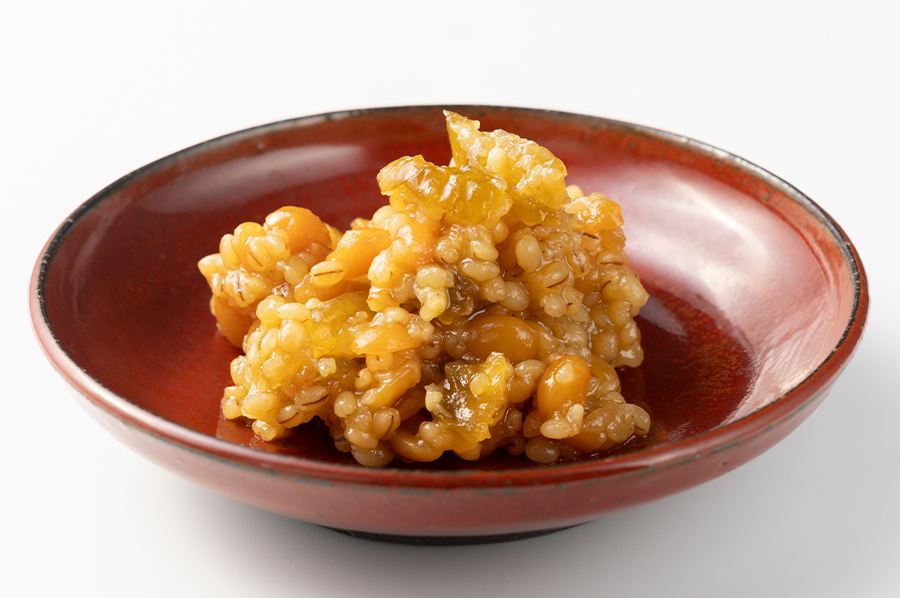 丁寧に仕込む 手作り金山寺味噌